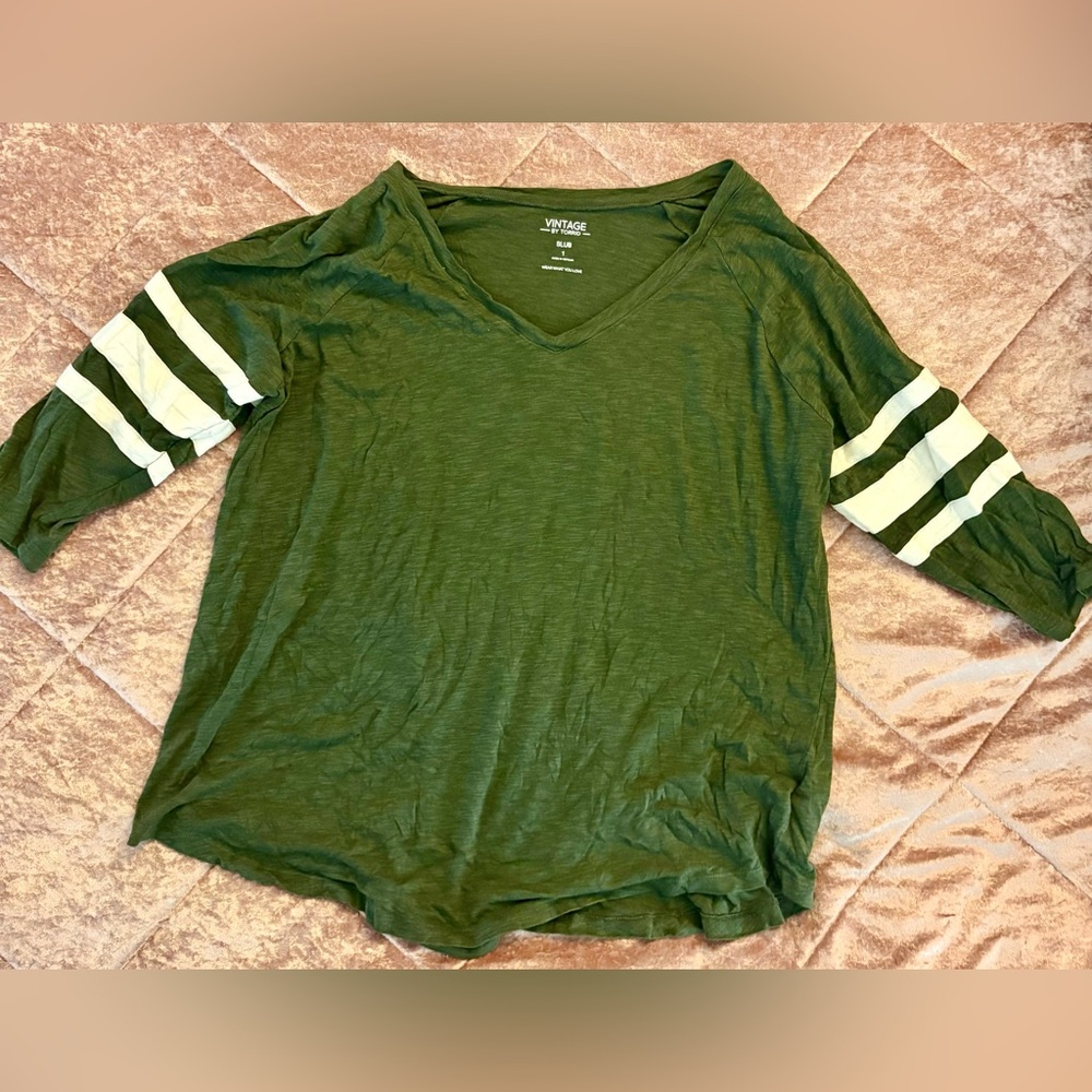 Torrid Green 3/4 Sleeve Vintage Slub Top with White Stripes size 1 1X